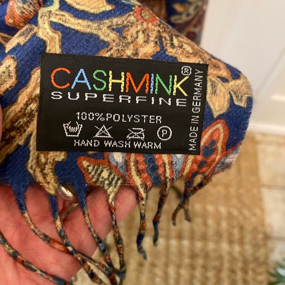 Cashmink Beautiful German Paisley Floral Scarf w Fringe - Picture 7 of 8